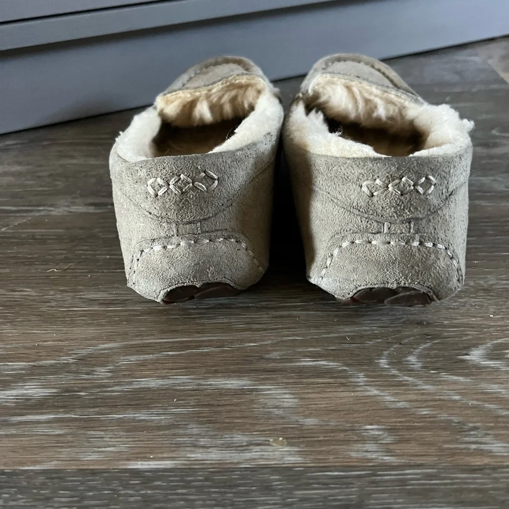 Gray UGG Moccasins - Picture 5 of 6